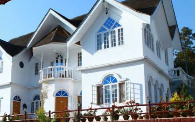 Green Haven Hotel