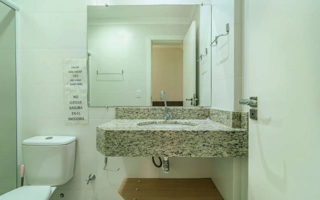 Apartamento 2 Dormitórios com Churrasqueira