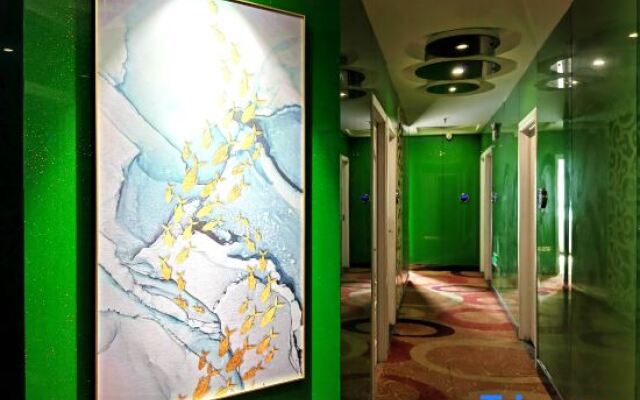 Shanghai Qingshanwan E-sports Hotel