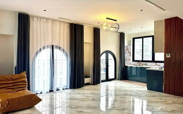 Luxe Paradise Suites Hotel Hoang Cau