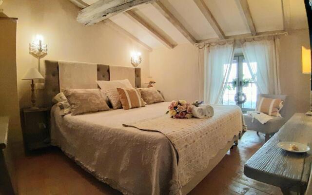 Cortona Shabby Chic House