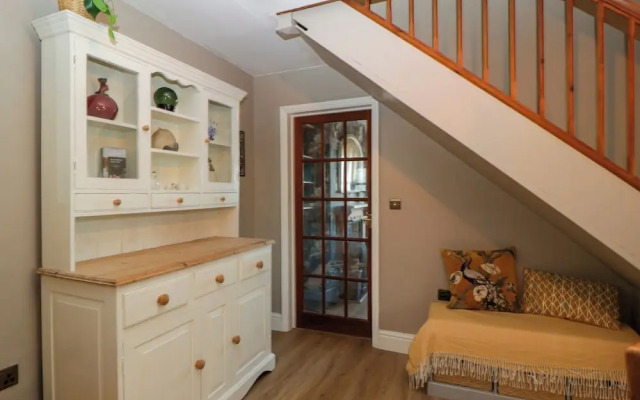 Holly Cottage