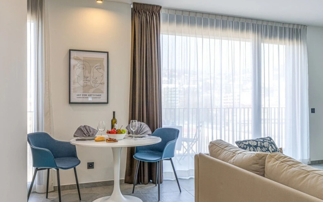 Icon H 505 Suite Business