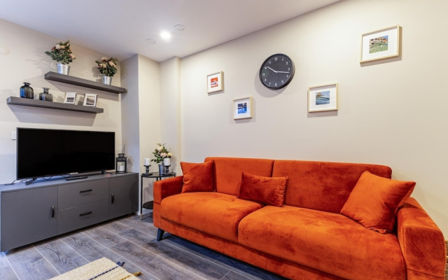 Fully Furnished Magnificent Flat In Sisli