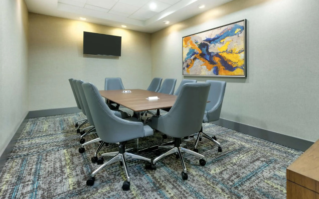 Hampton Inn & Suites Legacy Park-Frisco