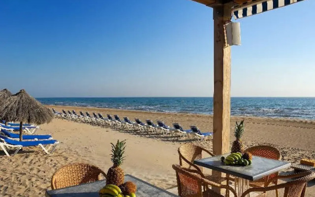 Oliva Beach Club