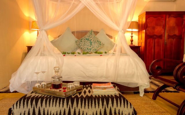Mvuradona Safari Lodge