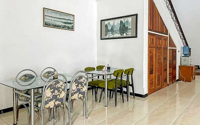 RedDoorz @ LeDug Tretes