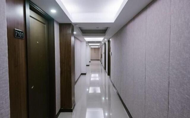 J7 Hotel Iloilo