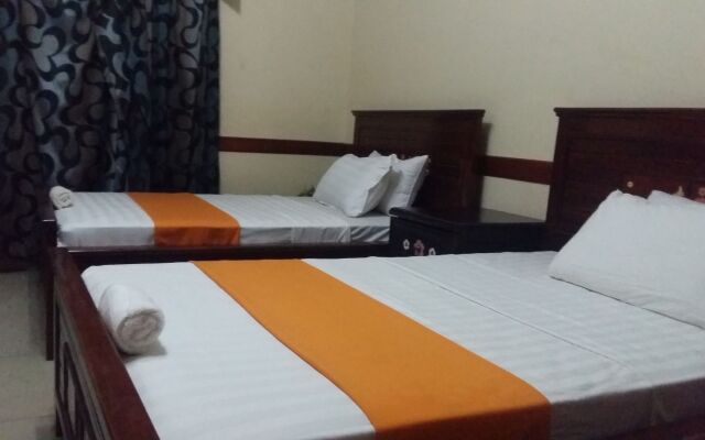 Embrace Hotel