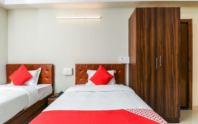 Oyo 26559 Renuka Hotels