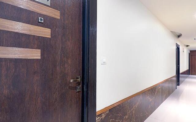 Fabhotel Nera Regency