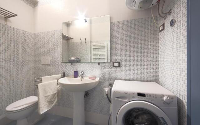 Appartamento centralissimo con 2 camere e 2 bagni