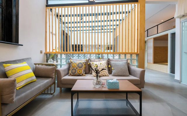 Shanghai Hills&XING 132 Family Homestay