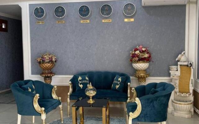 Lianali Hotel