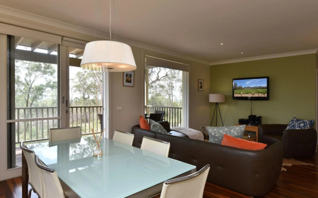 Villa Executive 2br Sangiovese Resort Condo located within Cypress Lakes Resort (nothing is more central) – Guest Rooms – Pokolbin