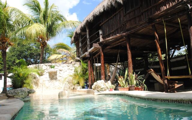 Lobo Inn - Hostel