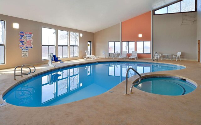 Wingate by Wyndham Beaver I-15