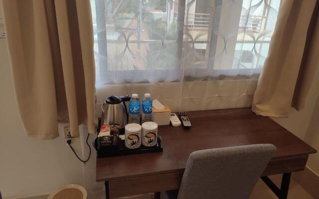 Harman Suites Moalboal