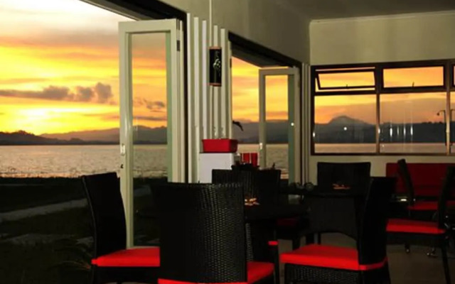 Aston Natsepa Ambon Resort