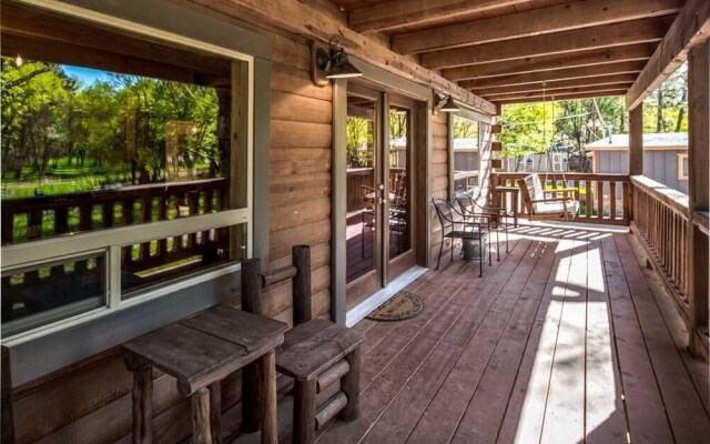 Clearwater Cabin - Three Bedroom Cabin