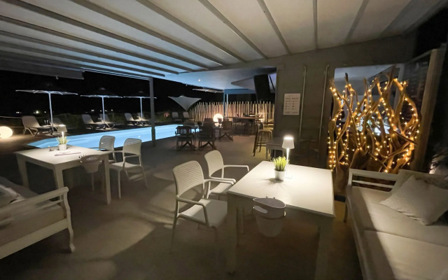 Hermoso Luxury Suites