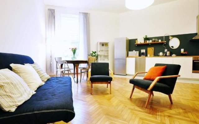 Apartment Eszeweria