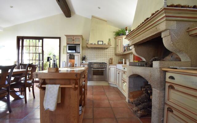 Luxury villa in Preixan with a view of Carcassonne