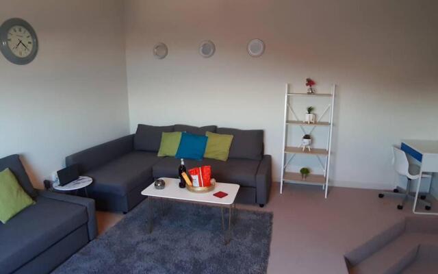 Seaview Duplex Apartment - Spectacular Views