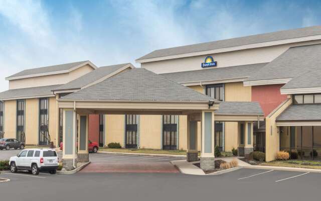 Days Inn by Wyndham Indianapolis Northeast