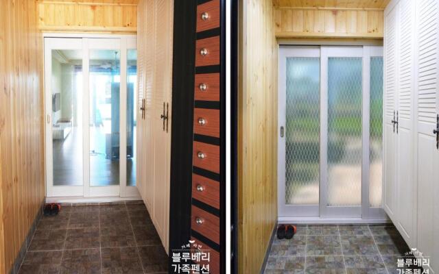 Geoje Blueberry Pension
