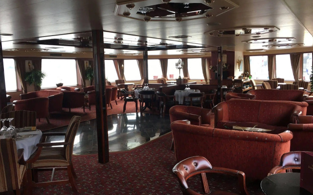 KNM MS Switzerland II - Düsseldorf