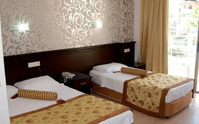 Elamir Grand Lukullus Hotel
