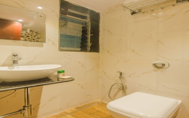 OYO 10019 Malad Residency