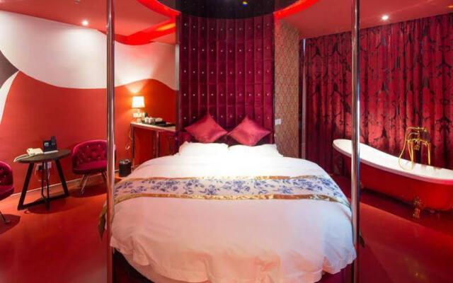 Chengdu Coco Style Hotel