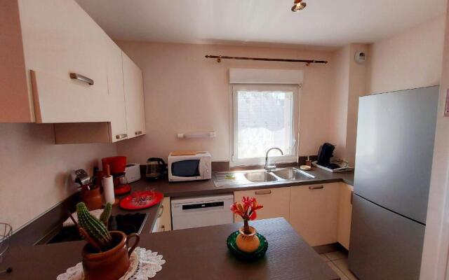 Gîte Mayenne, 3 pièces, 4 personnes - FR-1-600-44