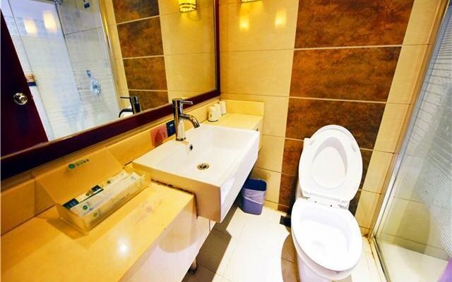 City Comfort Inn Guilin Railway Station Overpass