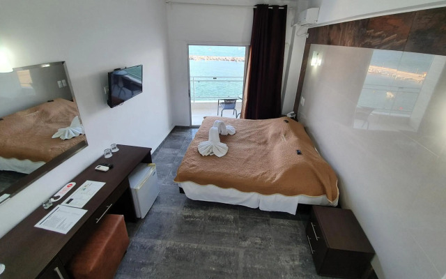 Porto Evia Boutique Hotel