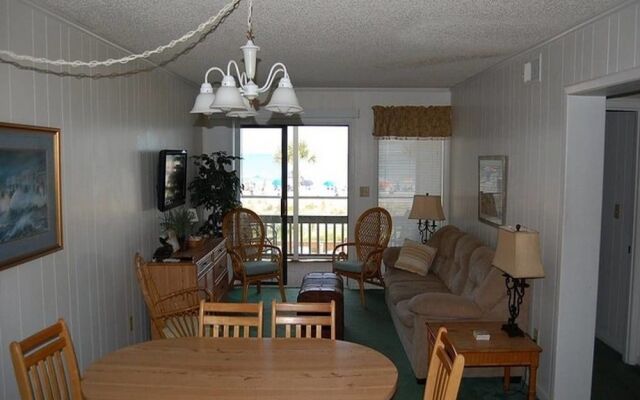 Pelican's Watch 102 - 3 Br Condo
