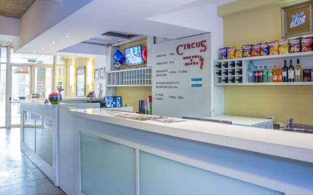Circus Hotel & Hostel