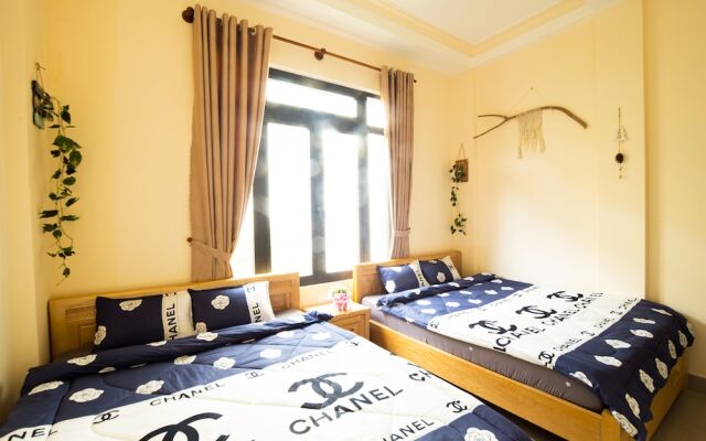 Dalat Casa 2 Full House 6 Rooms 8 Beds