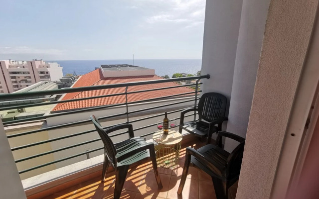 Oliveira's Atlantic View - 2 bed apt Sleeps 6