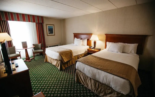 Mystic River Hotel & Suites