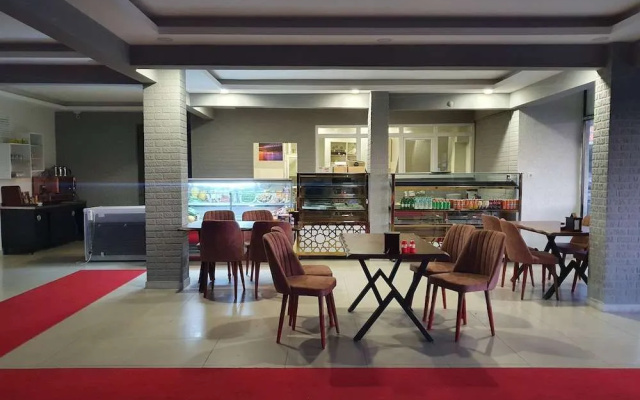 Gold İn Hotel