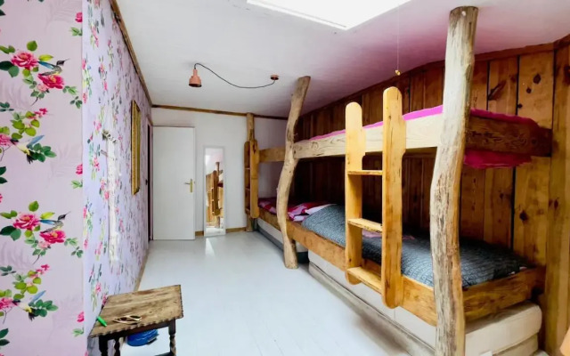 Carwyns Surf House