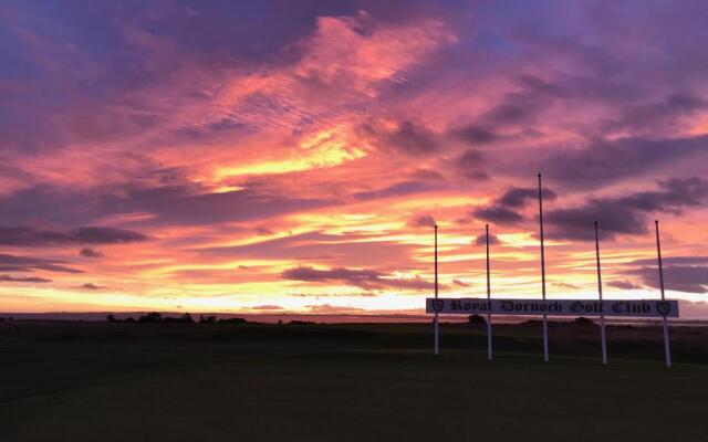 Royal Golf Apartments