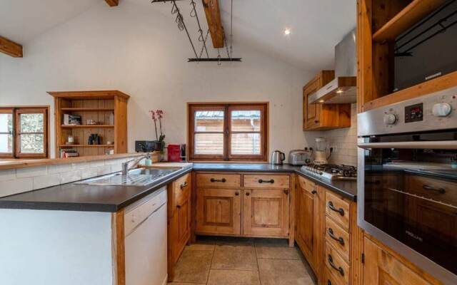 Calougeotte Private Chalet