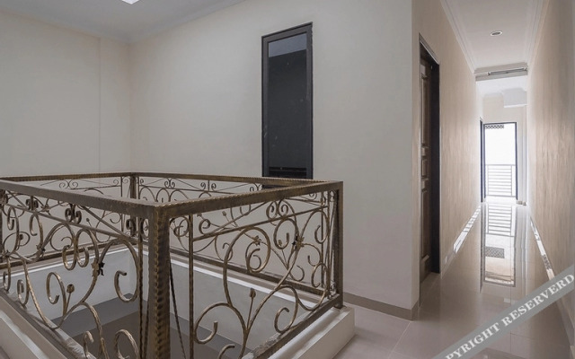 RedDoorz Plus near Marina City Waterfront Batam