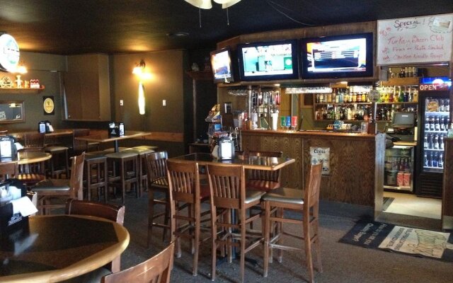 Chubby's Bar & Motel