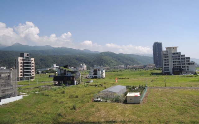 Wendy's B&B Toucheng Mansion A